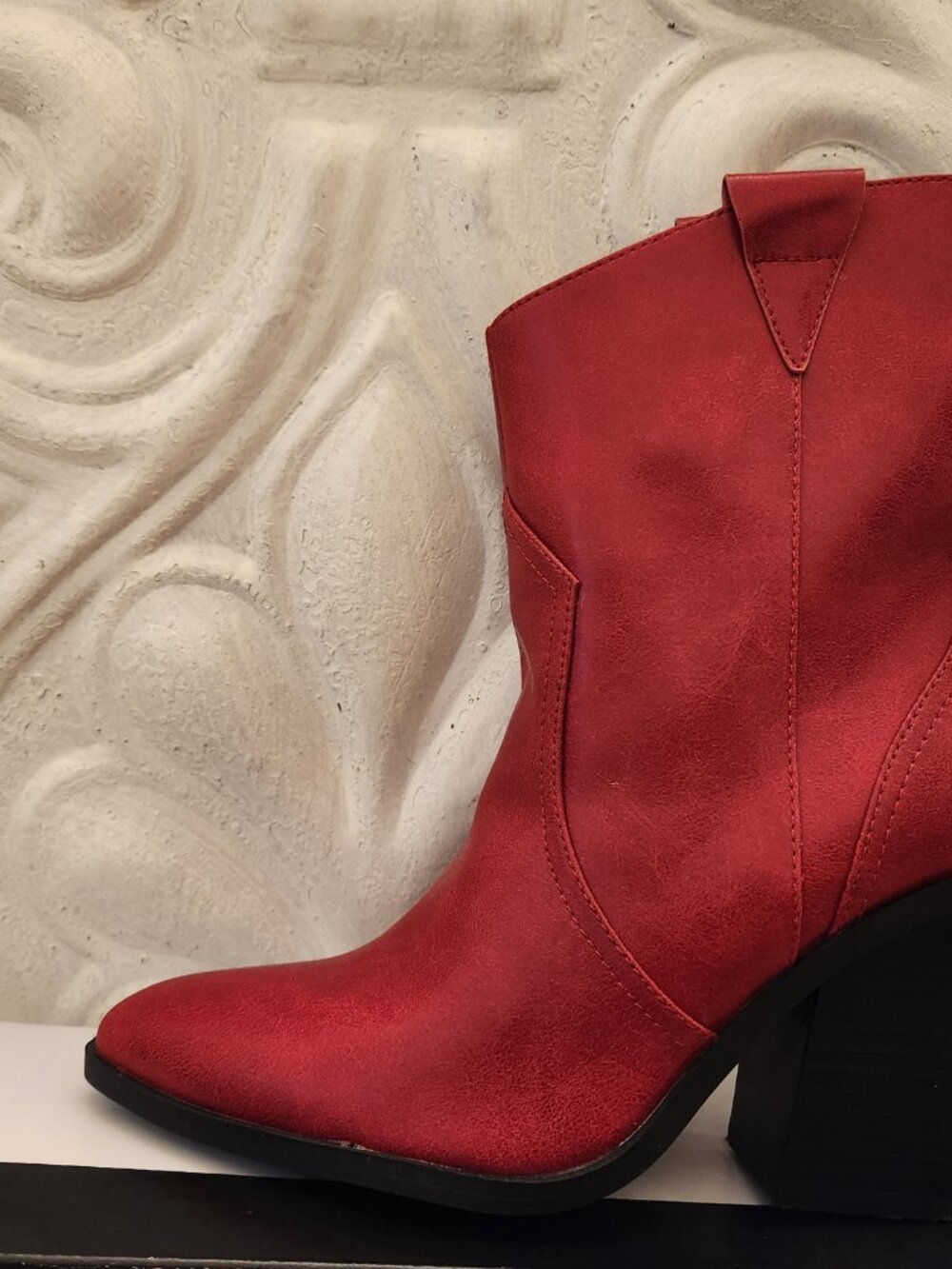 DV by Dolce Vita Red "Nazareth" Western Booties. NIB. Size 7.5 - Picture 2 of 12